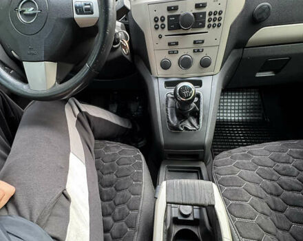 Синій Опель Зафіра, об'ємом двигуна 1.91 л та пробігом 330 тис. км за 5200 $, фото 10 на Automoto.ua