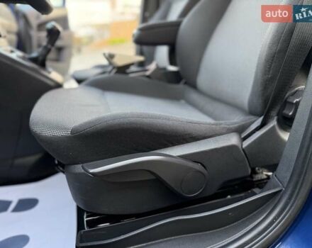 Синий Опель Зафира, объемом двигателя 1.6 л и пробегом 180 тыс. км за 6750 $, фото 47 на Automoto.ua