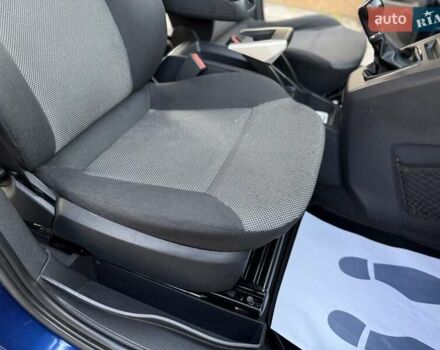 Синий Опель Зафира, объемом двигателя 1.6 л и пробегом 180 тыс. км за 6750 $, фото 66 на Automoto.ua