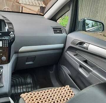 Синий Опель Зафира, объемом двигателя 1.7 л и пробегом 100 тыс. км за 6200 $, фото 6 на Automoto.ua