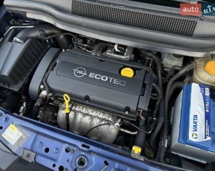 Синий Опель Зафира, объемом двигателя 1.6 л и пробегом 180 тыс. км за 6750 $, фото 80 на Automoto.ua