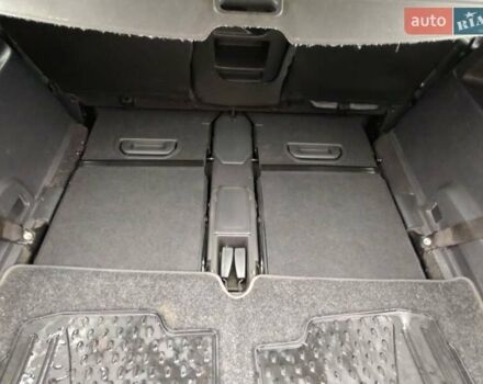 Синий Опель Зафира, объемом двигателя 1.7 л и пробегом 260 тыс. км за 6600 $, фото 12 на Automoto.ua