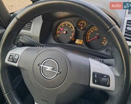 Синий Опель Зафира, объемом двигателя 1.6 л и пробегом 264 тыс. км за 5650 $, фото 52 на Automoto.ua