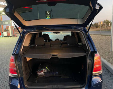 Опель Зафира 2009 в Буске на Automoto.ua Синий Опель Зафира, объемом двигателя 1.69 л и пробегом 571 тыс. км за 6700 $, фото 5 на Automoto.ua