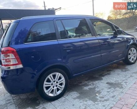 Синий Опель Зафира, объемом двигателя 1.9 л и пробегом 206 тыс. км за 7700 $, фото 1 на Automoto.ua
