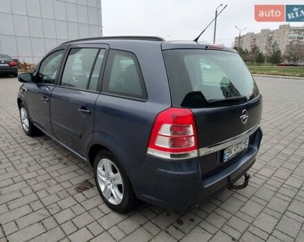 Синий Опель Зафира, объемом двигателя 1.7 л и пробегом 260 тыс. км за 6600 $, фото 4 на Automoto.ua