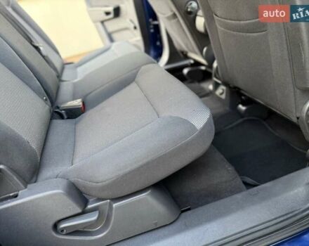 Синий Опель Зафира, объемом двигателя 1.6 л и пробегом 180 тыс. км за 6750 $, фото 73 на Automoto.ua