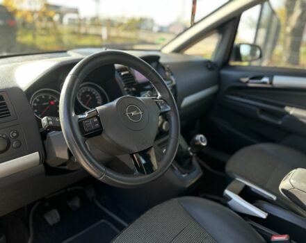 Синій Опель Зафіра, об'ємом двигуна 1.6 л та пробігом 225 тис. км за 6800 $, фото 4 на Automoto.ua
