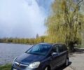 Синий Опель Зафира, объемом двигателя 1.7 л и пробегом 242 тыс. км за 6600 $, фото 1 на Automoto.ua