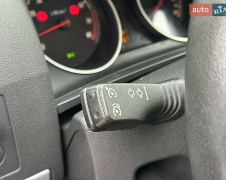 Синий Опель Зафира, объемом двигателя 1.8 л и пробегом 220 тыс. км за 6999 $, фото 11 на Automoto.ua