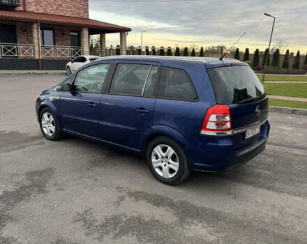 Синий Опель Зафира, объемом двигателя 1.7 л и пробегом 294 тыс. км за 4800 $, фото 3 на Automoto.ua