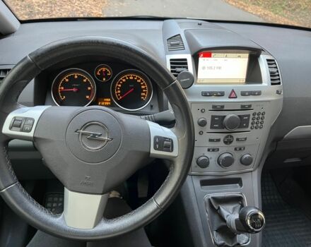 Синій Опель Зафіра, об'ємом двигуна 1.7 л та пробігом 212 тис. км за 7800 $, фото 5 на Automoto.ua