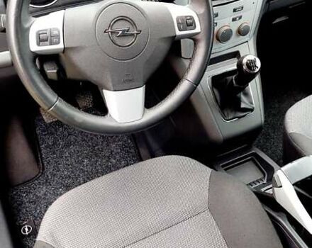 Синий Опель Зафира, объемом двигателя 1.6 л и пробегом 227 тыс. км за 6399 $, фото 17 на Automoto.ua
