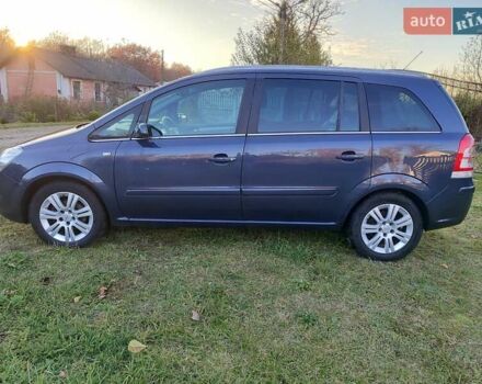 Синий Опель Зафира, объемом двигателя 1.6 л и пробегом 205 тыс. км за 7000 $, фото 7 на Automoto.ua