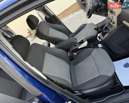 Синий Опель Зафира, объемом двигателя 1.6 л и пробегом 180 тыс. км за 6750 $, фото 64 на Automoto.ua