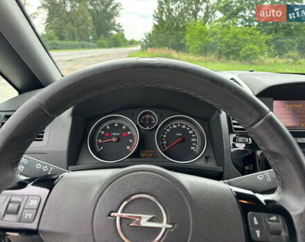 Синий Опель Зафира, объемом двигателя 1.8 л и пробегом 325 тыс. км за 6200 $, фото 14 на Automoto.ua