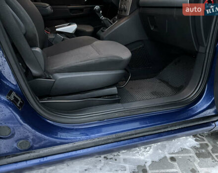 Синій Опель Зафіра, об'ємом двигуна 1.6 л та пробігом 207 тис. км за 4400 $, фото 38 на Automoto.ua