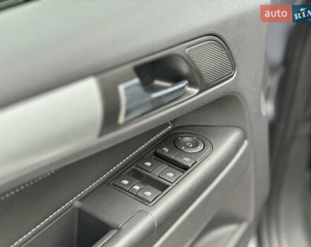 Синий Опель Зафира, объемом двигателя 1.8 л и пробегом 220 тыс. км за 6999 $, фото 7 на Automoto.ua