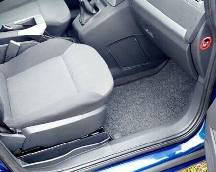 Синий Опель Зафира, объемом двигателя 1.6 л и пробегом 227 тыс. км за 6399 $, фото 18 на Automoto.ua