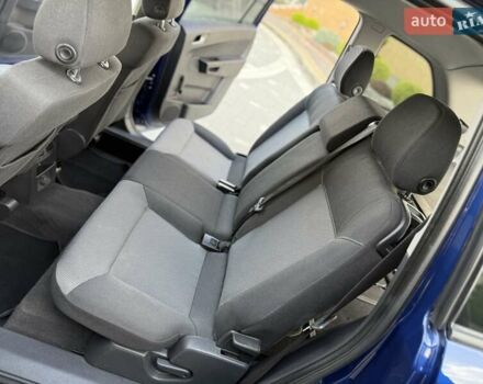 Синий Опель Зафира, объемом двигателя 1.6 л и пробегом 180 тыс. км за 6750 $, фото 55 на Automoto.ua