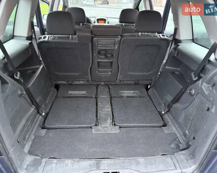 Синий Опель Зафира, объемом двигателя 1.6 л и пробегом 170 тыс. км за 6850 $, фото 26 на Automoto.ua