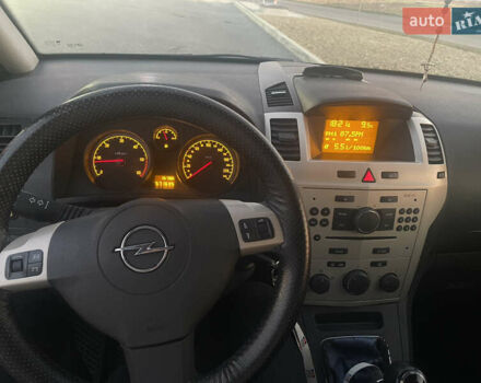 Опель Зафира 2009 в Буске на Automoto.ua Синий Опель Зафира, объемом двигателя 1.69 л и пробегом 571 тыс. км за 6700 $, фото 6 на Automoto.ua