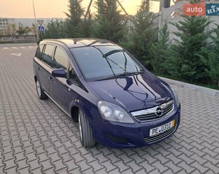 Синий Опель Зафира, объемом двигателя 1.6 л и пробегом 264 тыс. км за 5650 $, фото 74 на Automoto.ua
