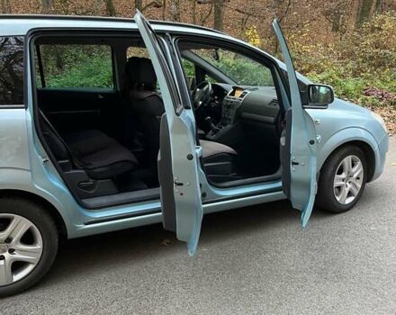 Синій Опель Зафіра, об'ємом двигуна 1.7 л та пробігом 212 тис. км за 7800 $, фото 9 на Automoto.ua