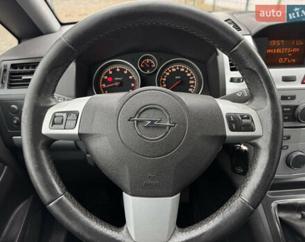 Синий Опель Зафира, объемом двигателя 1.6 л и пробегом 197 тыс. км за 6700 $, фото 16 на Automoto.ua