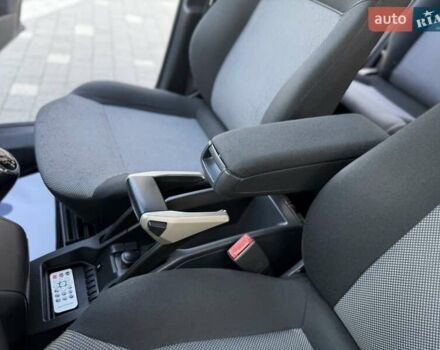 Синий Опель Зафира, объемом двигателя 1.6 л и пробегом 180 тыс. км за 6750 $, фото 44 на Automoto.ua