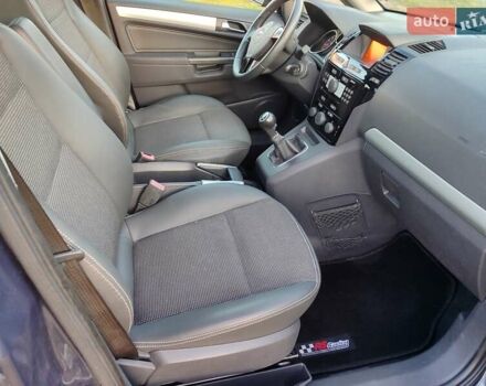 Синий Опель Зафира, объемом двигателя 1.6 л и пробегом 205 тыс. км за 7000 $, фото 32 на Automoto.ua