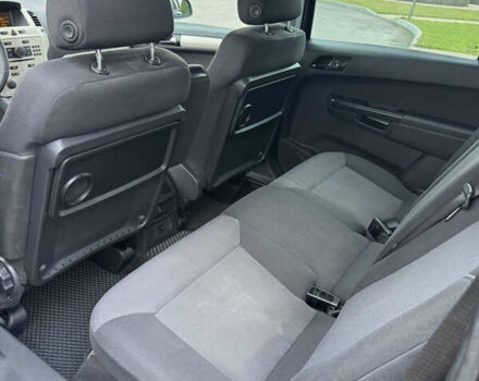 Синий Опель Зафира, объемом двигателя 1.7 л и пробегом 294 тыс. км за 4800 $, фото 12 на Automoto.ua