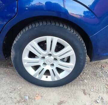 Синий Опель Зафира, объемом двигателя 1.8 л и пробегом 271 тыс. км за 6300 $, фото 27 на Automoto.ua