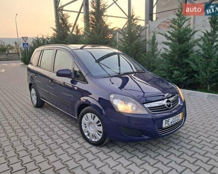 Синий Опель Зафира, объемом двигателя 1.6 л и пробегом 264 тыс. км за 5650 $, фото 79 на Automoto.ua