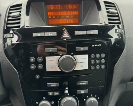 Синий Опель Зафира, объемом двигателя 1.8 л и пробегом 270 тыс. км за 6300 $, фото 22 на Automoto.ua