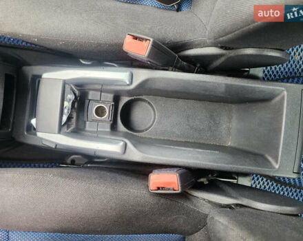 Синий Опель Зафира, объемом двигателя 1.6 л и пробегом 333 тыс. км за 6200 $, фото 50 на Automoto.ua