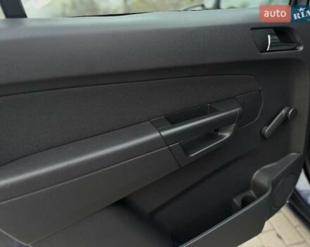 Синий Опель Зафира, объемом двигателя 1.6 л и пробегом 182 тыс. км за 6950 $, фото 73 на Automoto.ua