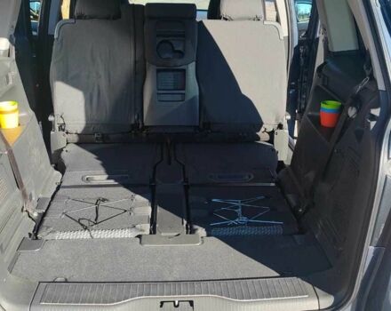 Синий Опель Зафира, объемом двигателя 1.7 л и пробегом 275 тыс. км за 7300 $, фото 5 на Automoto.ua