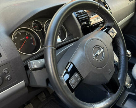 Синий Опель Зафира, объемом двигателя 1.7 л и пробегом 248 тыс. км за 7150 $, фото 7 на Automoto.ua