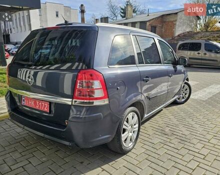 Синий Опель Зафира, объемом двигателя 1.7 л и пробегом 241 тыс. км за 7200 $, фото 8 на Automoto.ua