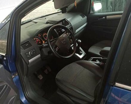 Синий Опель Зафира, объемом двигателя 1.7 л и пробегом 357 тыс. км за 6500 $, фото 9 на Automoto.ua