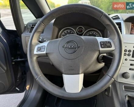 Синий Опель Зафира, объемом двигателя 1.8 л и пробегом 186 тыс. км за 7250 $, фото 36 на Automoto.ua