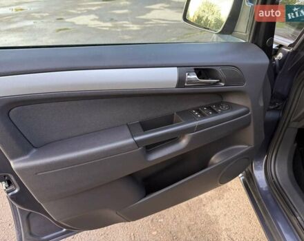 Синий Опель Зафира, объемом двигателя 1.8 л и пробегом 186 тыс. км за 7250 $, фото 49 на Automoto.ua