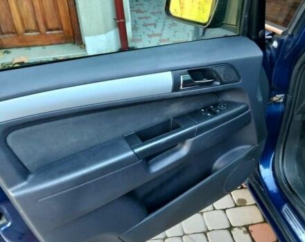 Синий Опель Зафира, объемом двигателя 1.7 л и пробегом 256 тыс. км за 6300 $, фото 6 на Automoto.ua