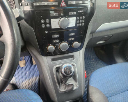 Синий Опель Зафира, объемом двигателя 1.6 л и пробегом 333 тыс. км за 6200 $, фото 36 на Automoto.ua