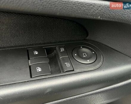 Синий Опель Зафира, объемом двигателя 1.69 л и пробегом 324 тыс. км за 6990 $, фото 13 на Automoto.ua