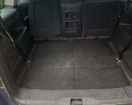 Синий Опель Зафира, объемом двигателя 1.7 л и пробегом 460 тыс. км за 5000 $, фото 5 на Automoto.ua