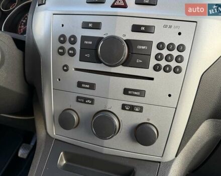 Синий Опель Зафира, объемом двигателя 1.8 л и пробегом 186 тыс. км за 7250 $, фото 34 на Automoto.ua