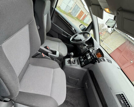 Синий Опель Зафира, объемом двигателя 1.8 л и пробегом 270 тыс. км за 6300 $, фото 19 на Automoto.ua