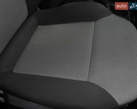 Синий Опель Зафира, объемом двигателя 1.6 л и пробегом 182 тыс. км за 6950 $, фото 58 на Automoto.ua